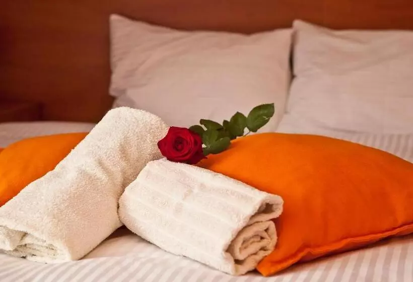 Aamiaismajoitus (B&B) Gosciniec Zacisze