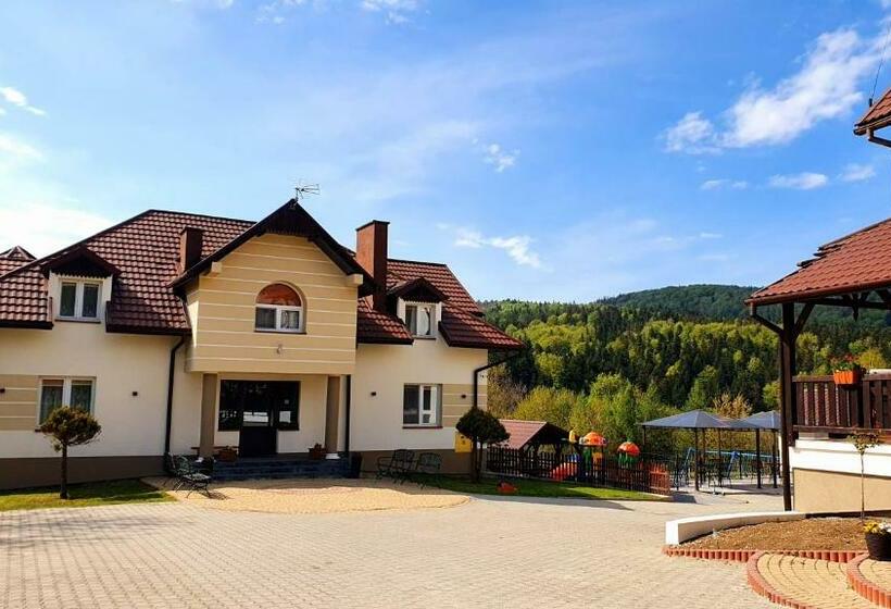 فندق Dom Pod Lipą