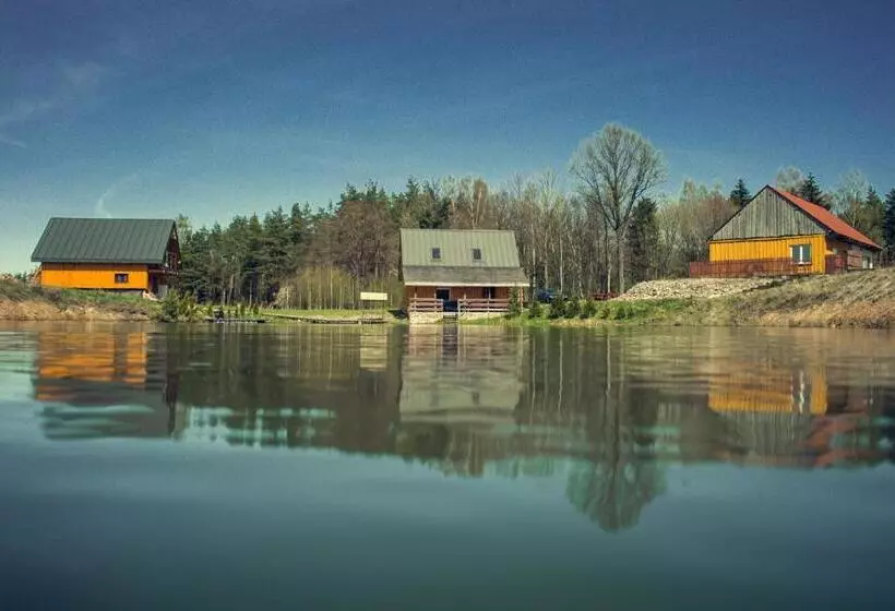 Hotelli Domek Pod Akacjami