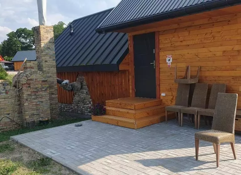 Hotelli Domek Pod Akacjami