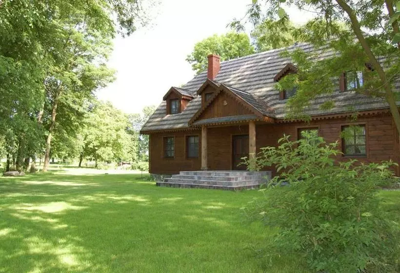 Hotelli Dworek Boczenka