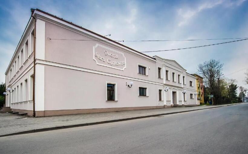 فندق Stara Cynkownia