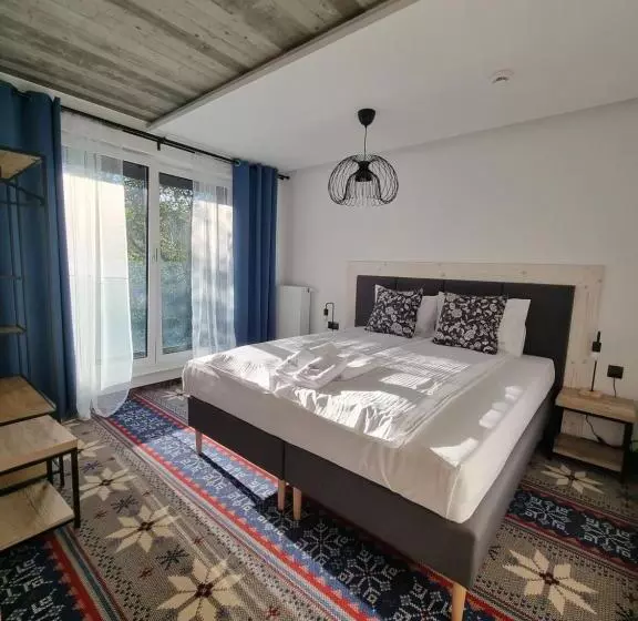 ペンション Villa Olimpijska 2   Centrum