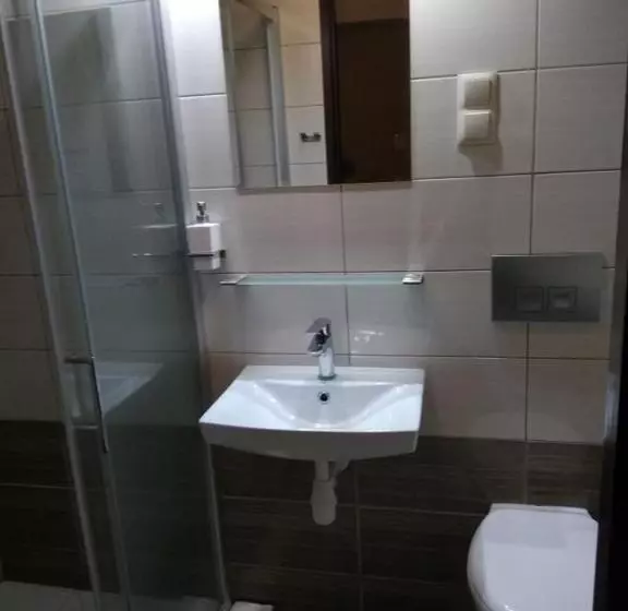 Majatalo Zajazd U Doktora