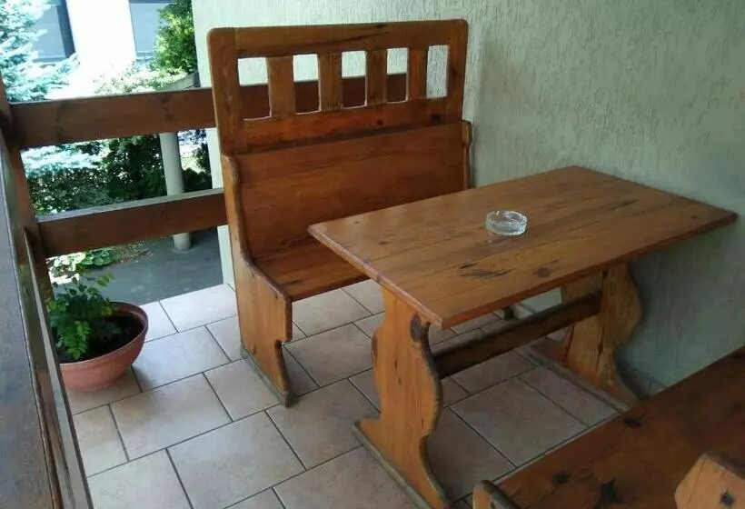 Majatalo Zajazd U Doktora