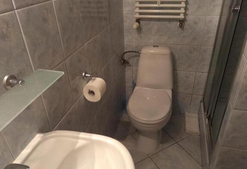 膳宿费 Zajazd U Doktora