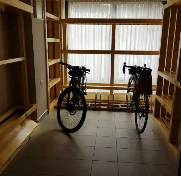 Lomakeskus Pensjonat Eden Maniowy