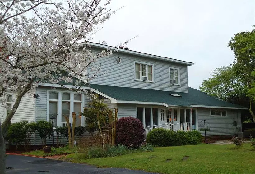 Bed and Breakfast Edenfield House