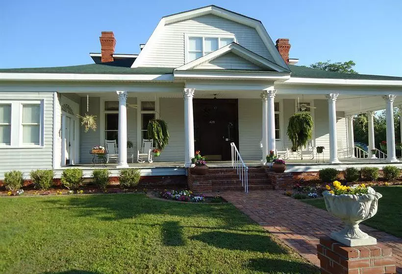 Bed and Breakfast Edenfield House