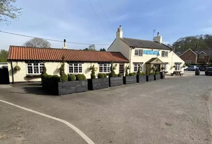 민박 The Carpenters Arms