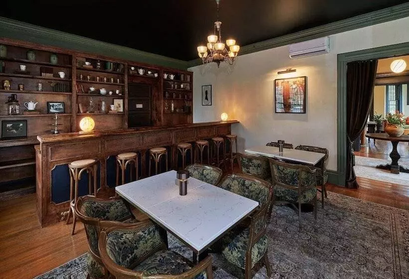 ベッドアンドブレックファースト The Constance, The Whitlock, & The Dewey By The Lenox Collection