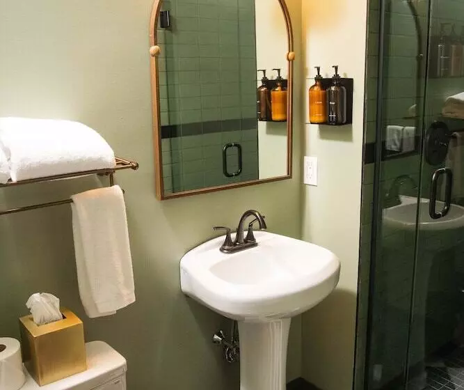 ベッドアンドブレックファースト The Constance, The Whitlock, & The Dewey By The Lenox Collection