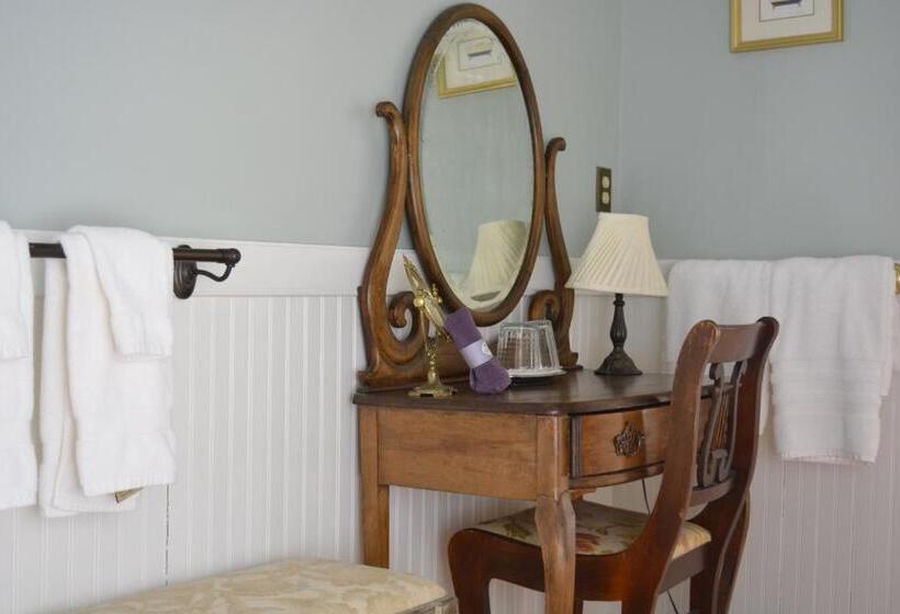 مبيت وإفطار Victorian By The Sea