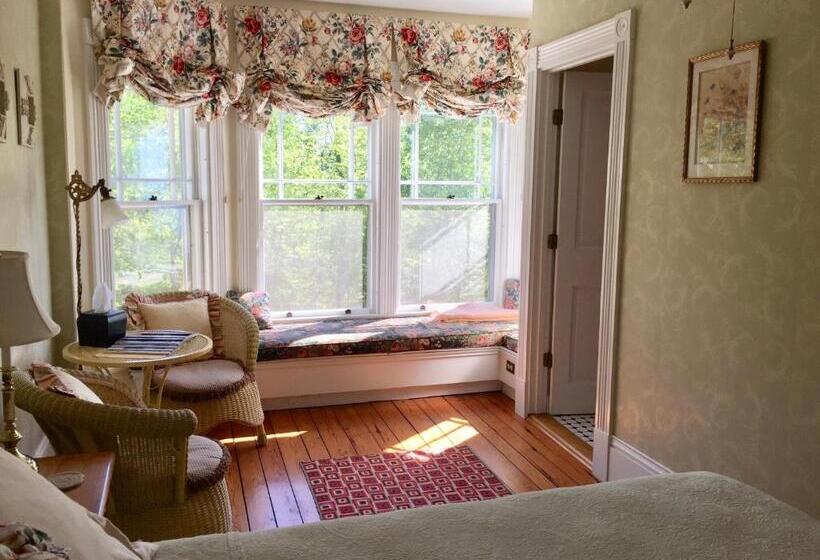 مبيت وإفطار Victorian By The Sea