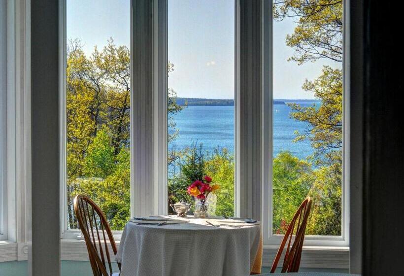 مبيت وإفطار Victorian By The Sea