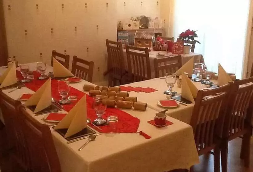 Nocleg ze śniadaniem Waverley Guest House