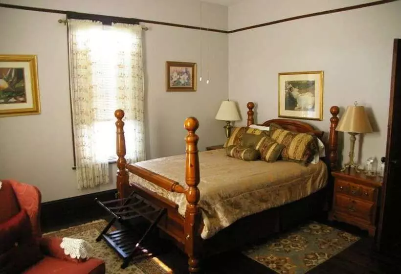 Home Sweet Home Bed & Breakfast