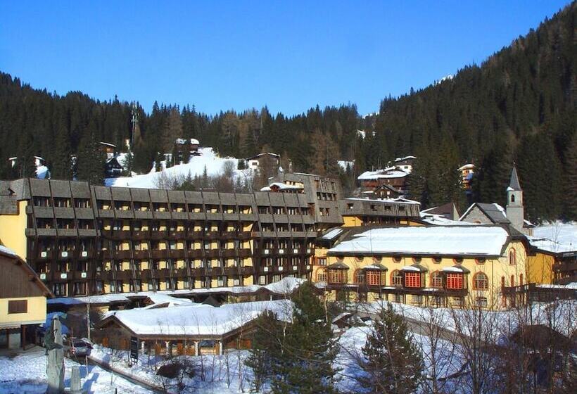 ホテル Club Relais Des Alpes