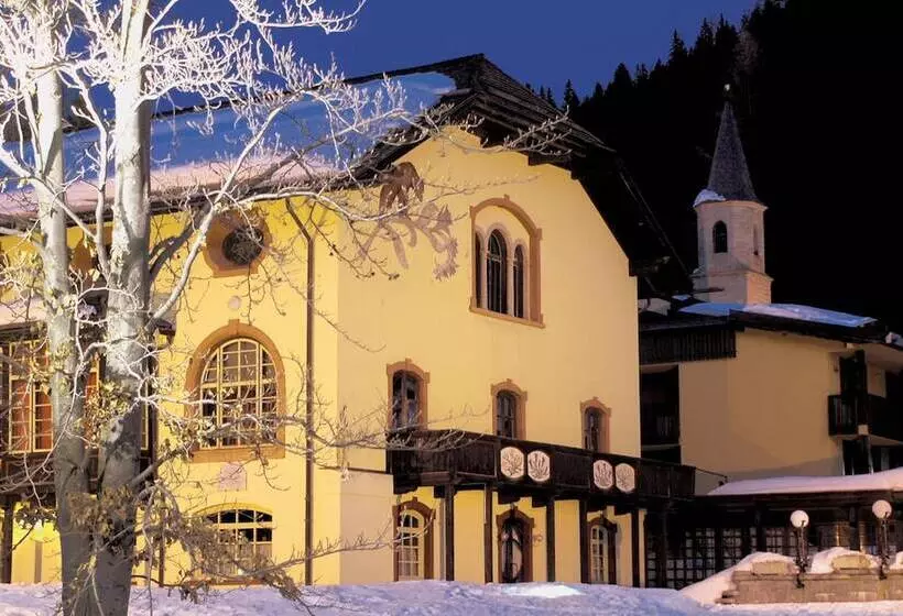 Отель Club Relais Des Alpes