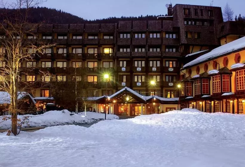 Отель Club Relais Des Alpes