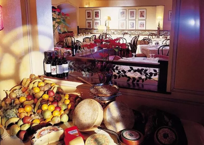 Отель Club Relais Des Alpes