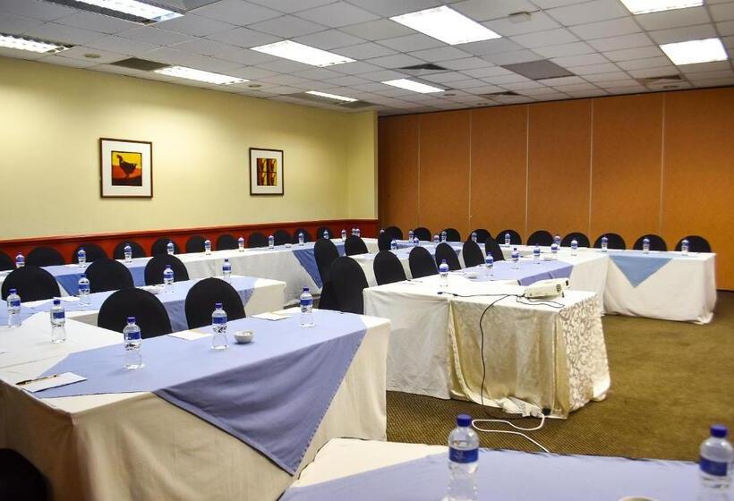 ホテル Cresta Botsalo