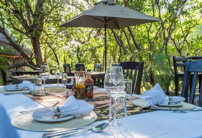 هتل Ezulwini Game Lodges