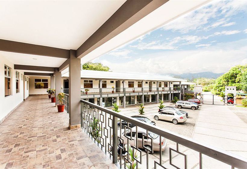 فندق Hacienda Pacifica