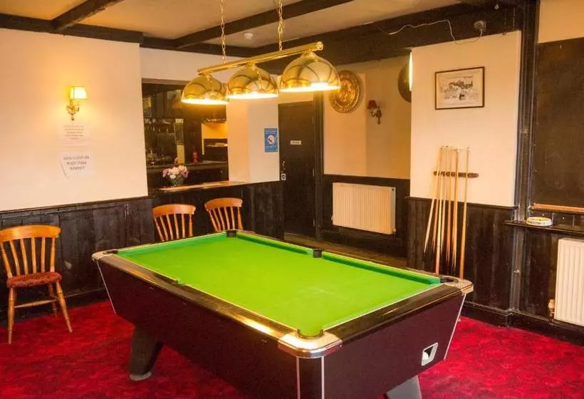 Отель Lamb Inn Ringwood Limited