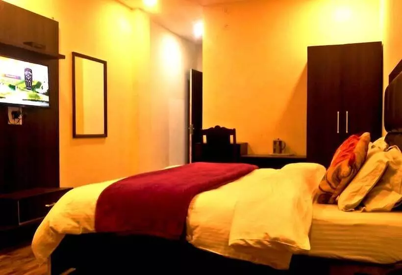 호텔 Shining Star Resort