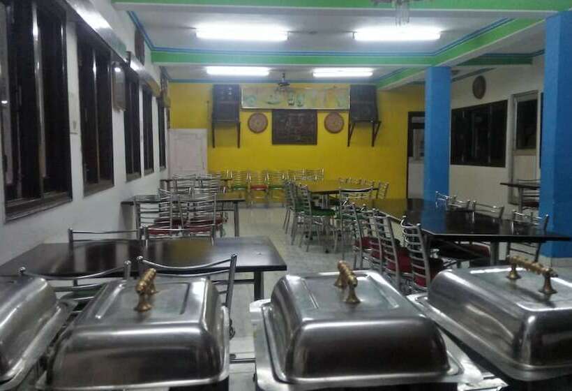 호텔 Shining Star Resort