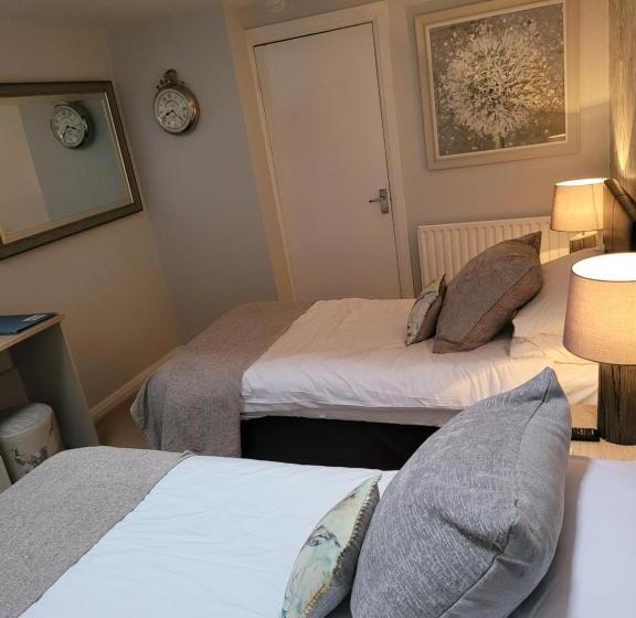 فندق The Blue Bell Inn