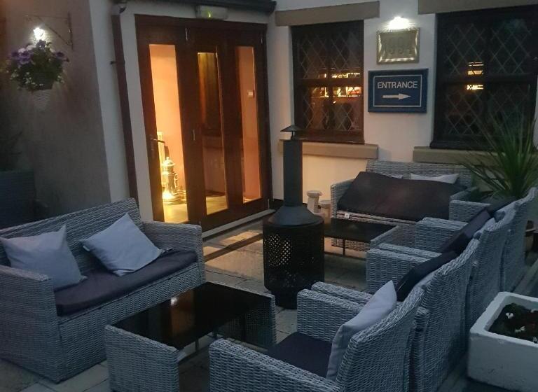 فندق The Blue Bell Inn