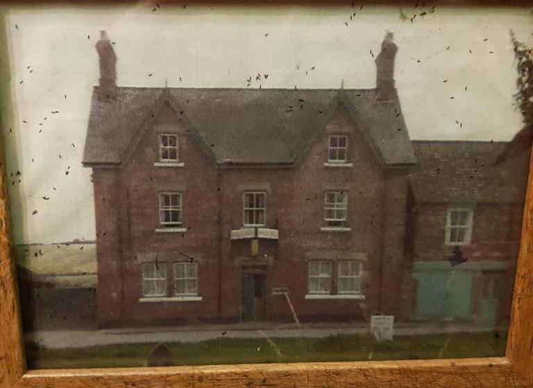 فندق The Blue Bell Inn