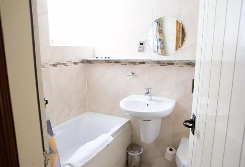 בית מלון כפרי Coach House