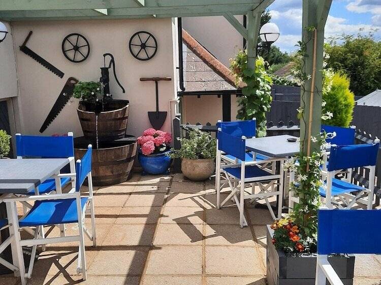 ホテル The Labouring Man