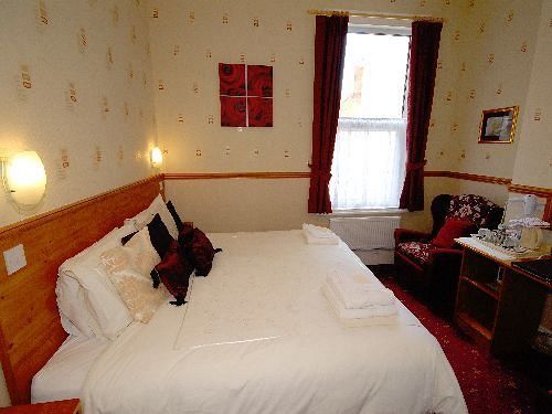 Отель The Stonmar Guest House