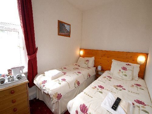 Отель The Stonmar Guest House