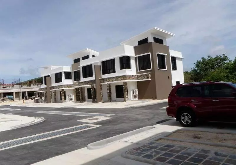 هتل Tumon Belair Serviced Residence