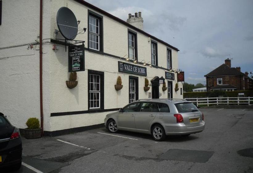 Отель Vale Of York