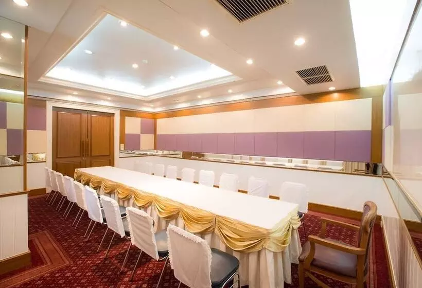 هتل We Hostel Hatyai