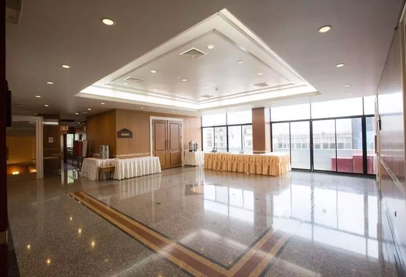 هتل We Hostel Hatyai