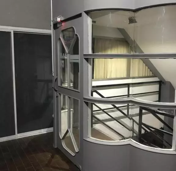 هتل We Hostel Hatyai