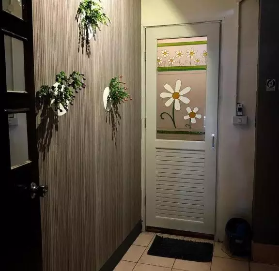 هتل We Hostel Hatyai