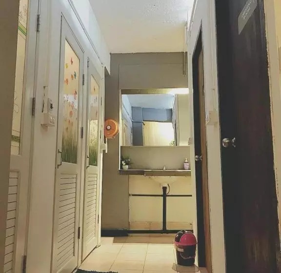 هتل We Hostel Hatyai