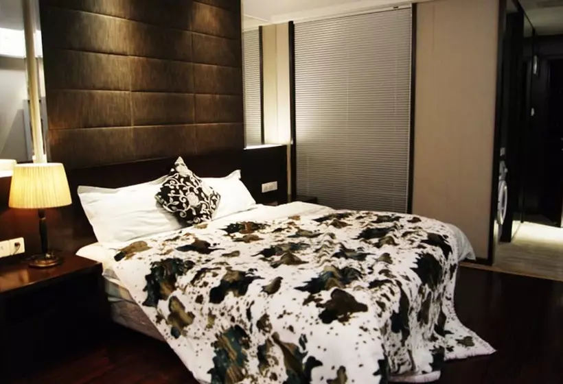 Kaibin Apartment Nanjing University Branch