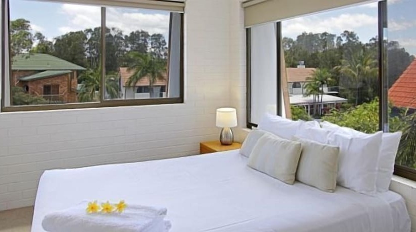 Main Beach Apartments