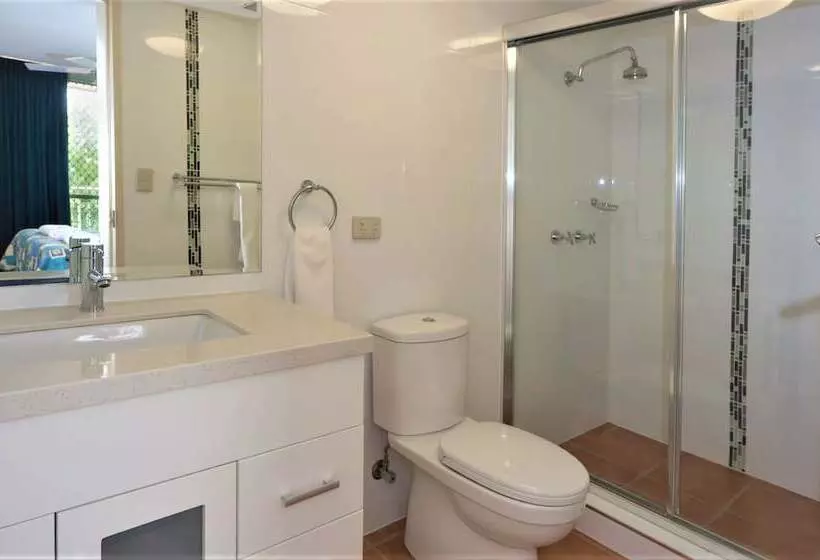 Montana Palms Resort