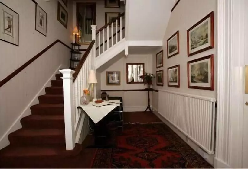 膳宿费 Bellevue Guest House