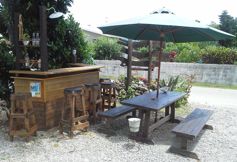 פנסיון Guest House Shiraho Friends House